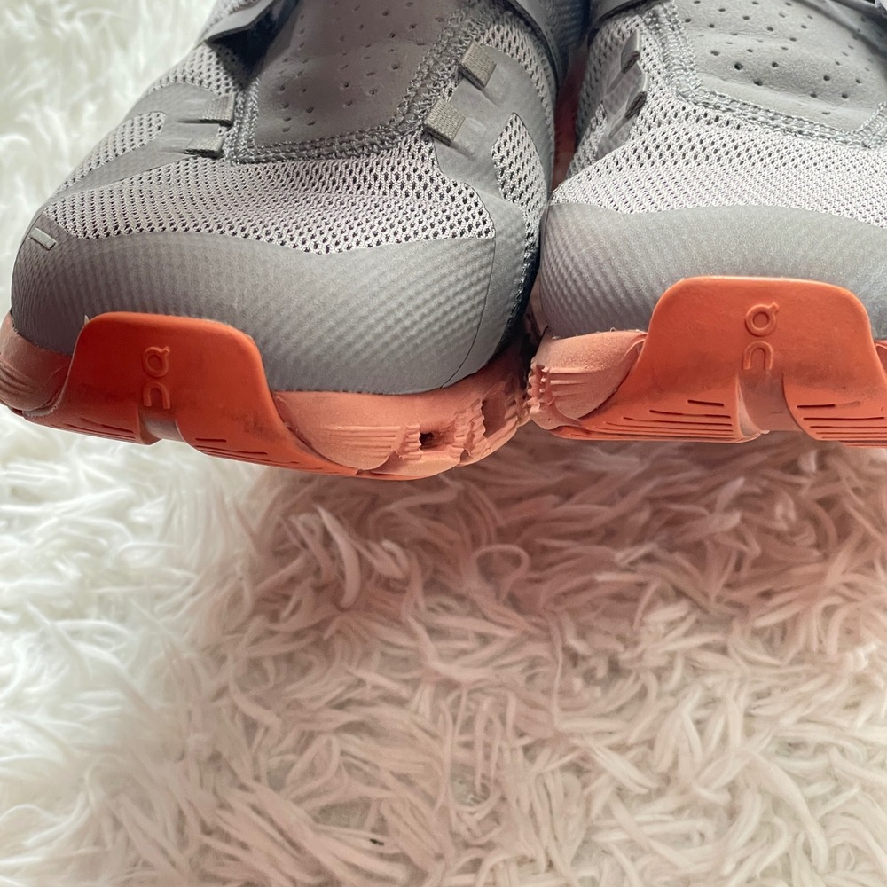 On Cloud 5 Running Shoes - Picture 3 of 15
